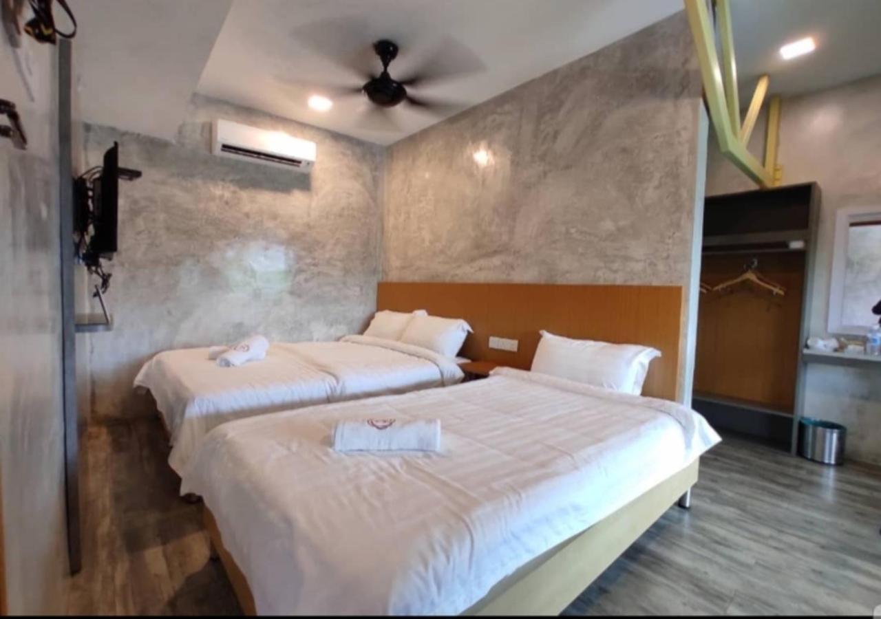 Rick Resort Teluk Intan Exterior foto