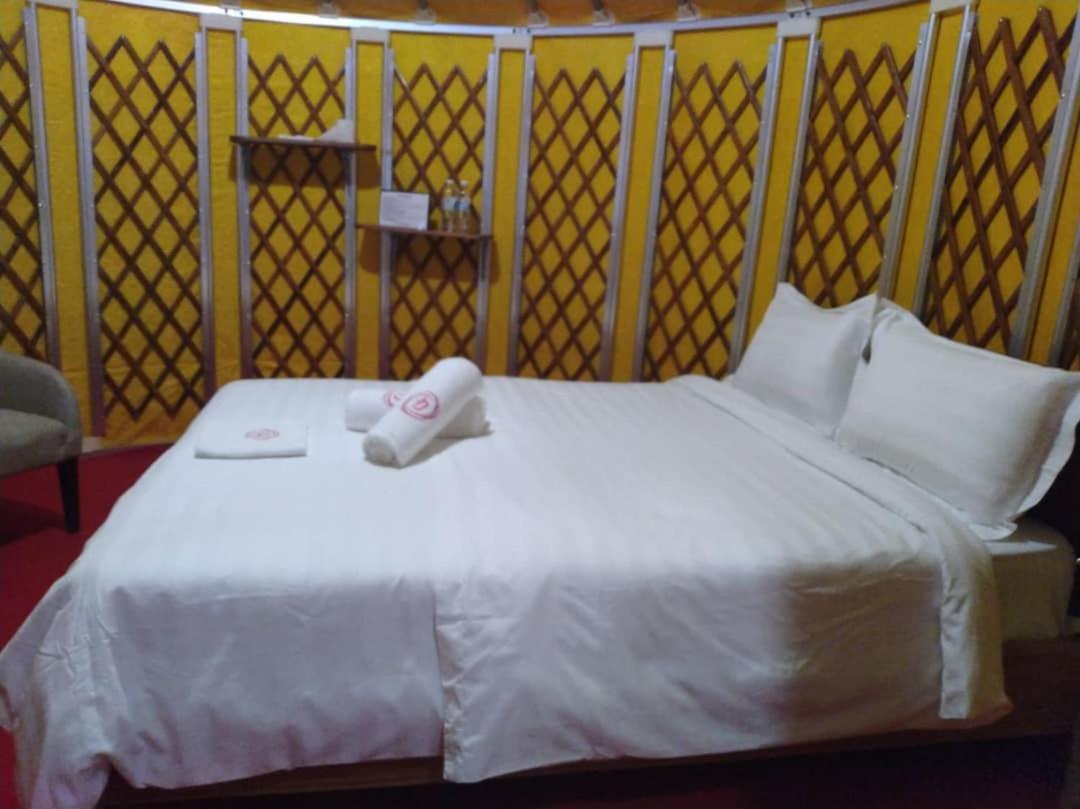 Rick Resort Teluk Intan Exterior foto
